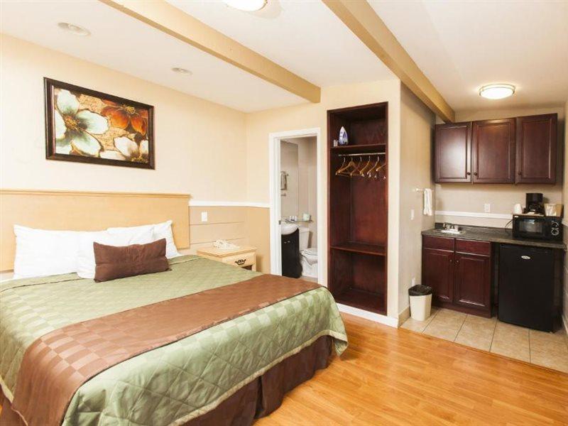 Tri-Valley Inn & Suites Плезантон Экстерьер фото